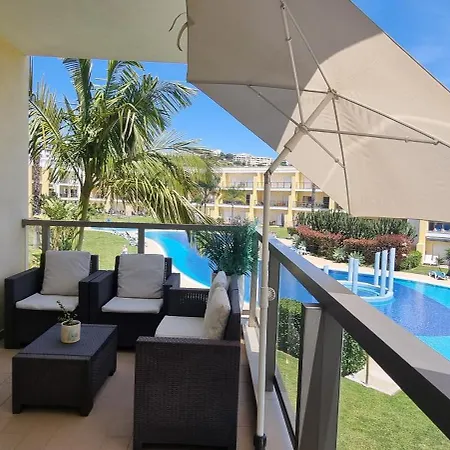 Et Chaleureux Avec Terrasse Vue Piscine A 2 Pas De La Marina * Albufeira