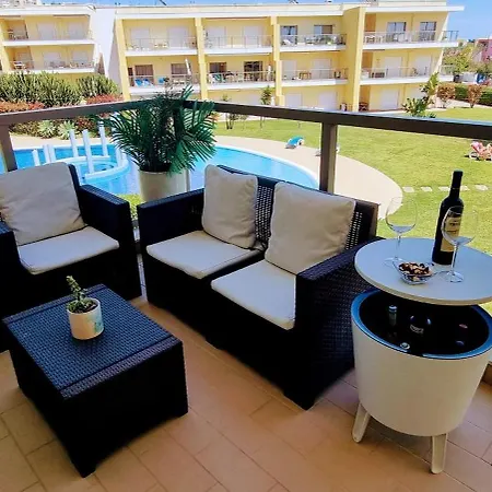 Appartement Et Chaleureux Avec Terrasse Vue Piscine A 2 Pas De La Marina Albufeira