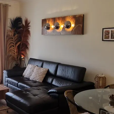 Et Chaleureux Avec Terrasse Vue Piscine à 2 Pas De La Marina *