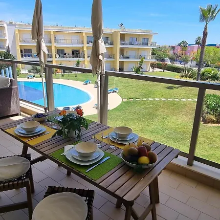Lejlighed Et Chaleureux Avec Terrasse Vue Piscine A 2 Pas De La Marina *